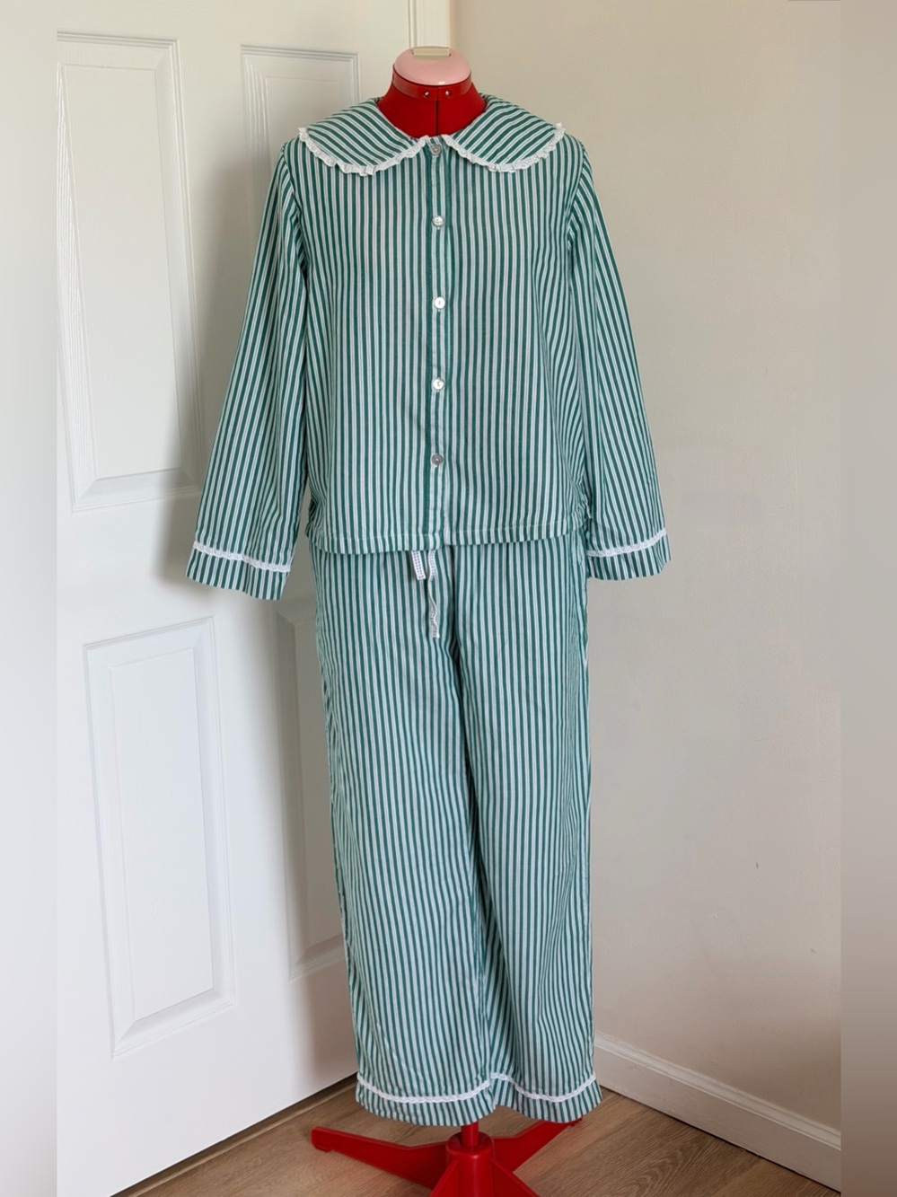Rachel Ashwell Shabby Chic Pajama Set Striped Cotton Cottagecore Eyelet Trim S M